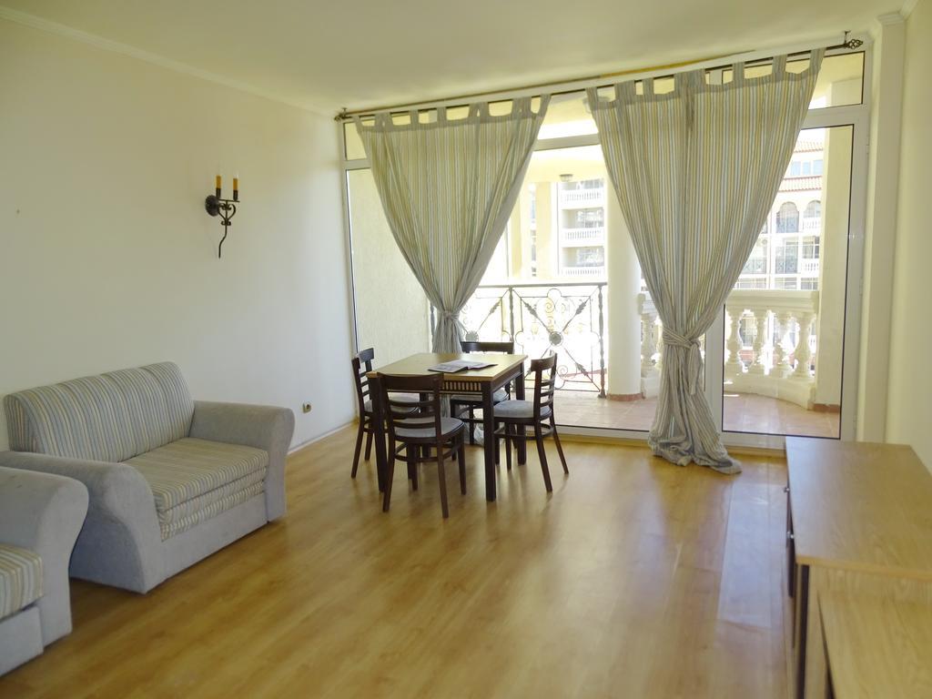 Elenite Private Apartments Exteriér fotografie
